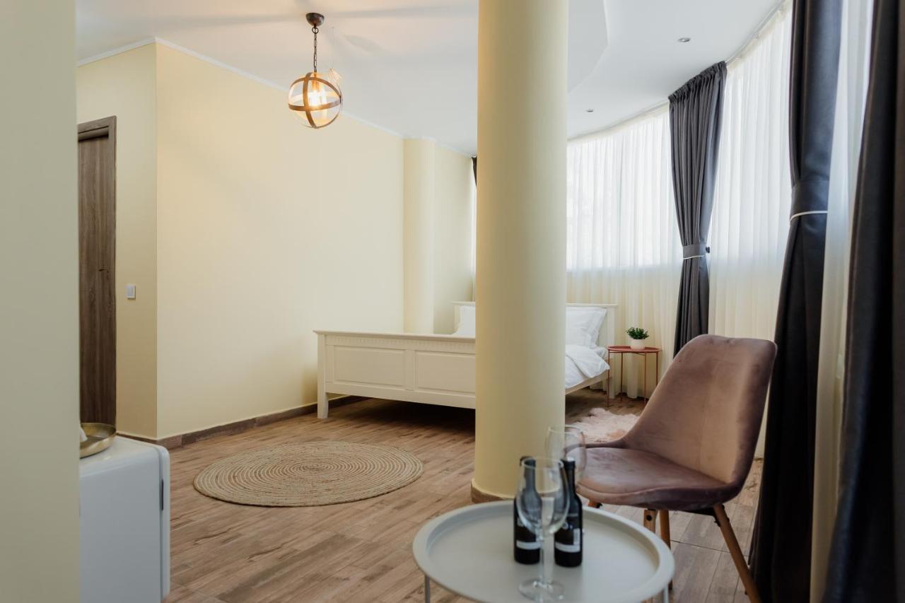 Scandinavia Residence Piatra Neamţ Exteriér fotografie